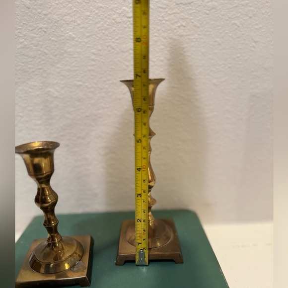 Vintage Pair of Brass Candlesticks - Picture 11 of 11